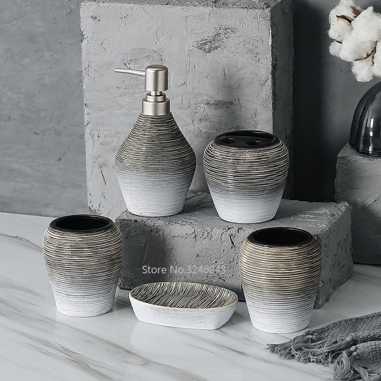 5pcs Porcelain Bathroom Set European Bathroom Ceramic Liquid Soap Dispenser Porcelain Soap Toothbrush Holder Home Decoration